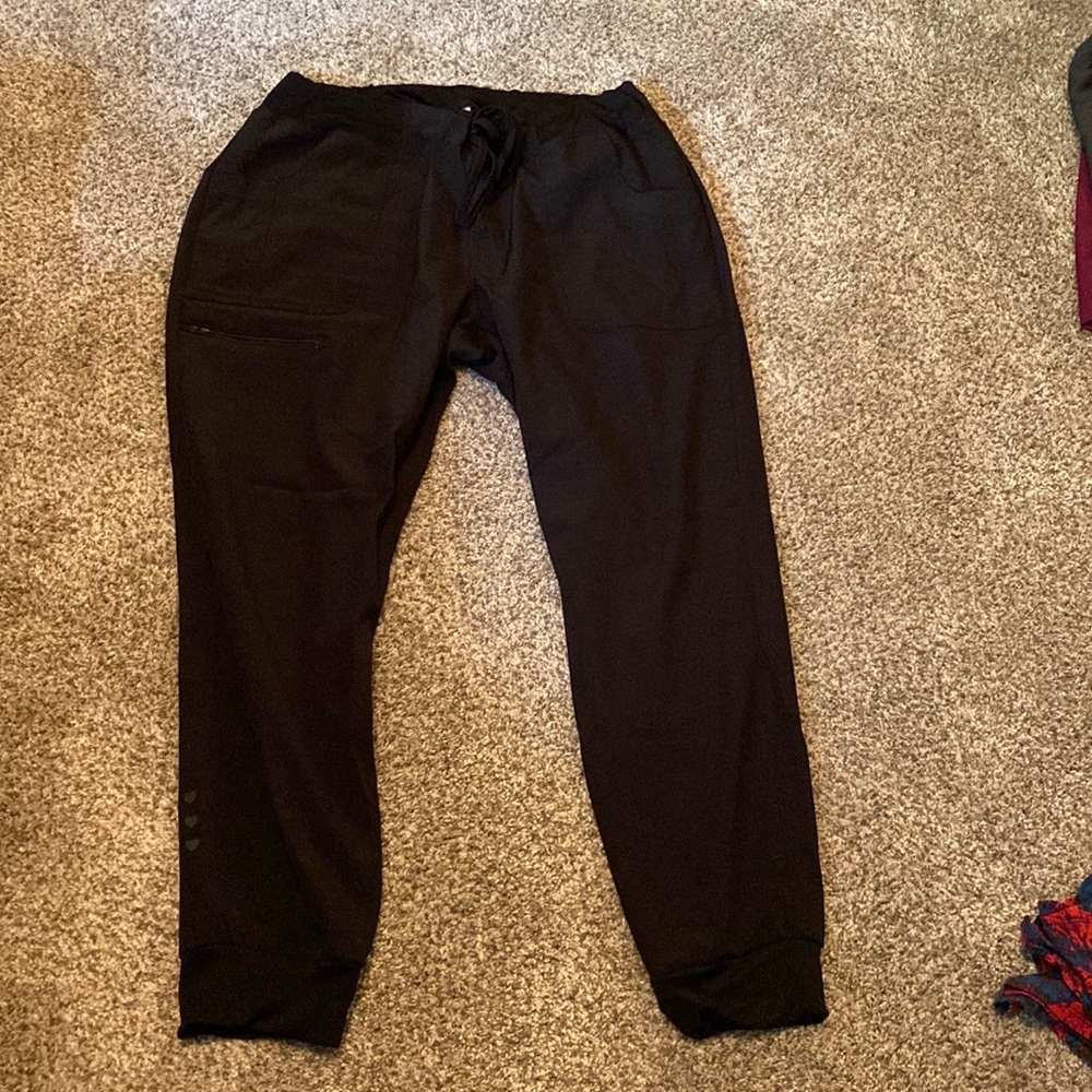 Black scrub pants
